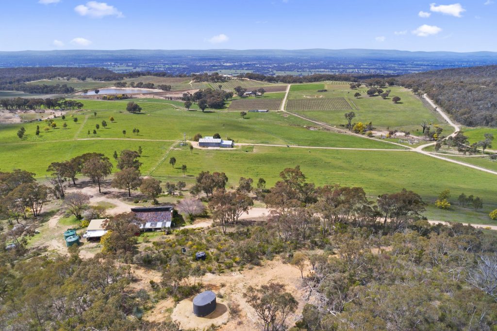 Jeff Colls – Vendor property