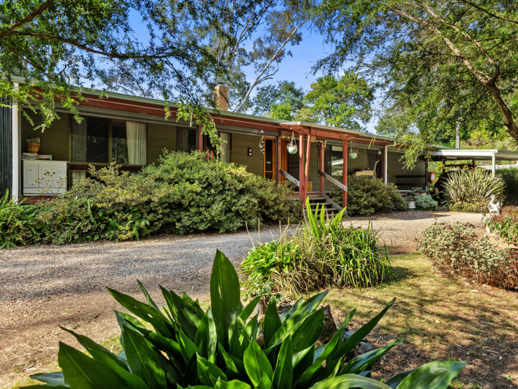 Allan & Julie Rose property
